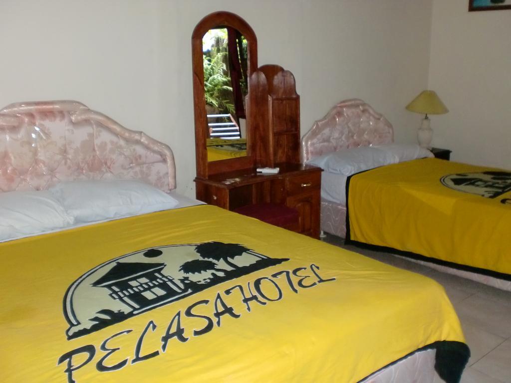 Legian Mina Pelasa Hotel מראה חיצוני תמונה