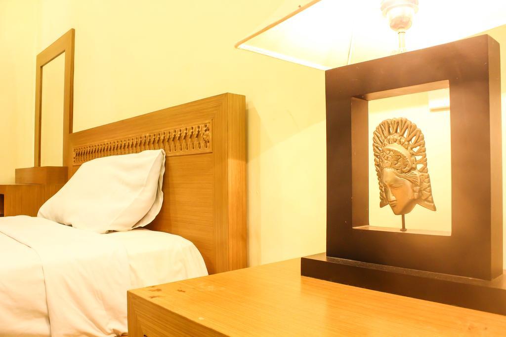 Legian Mina Pelasa Hotel מראה חיצוני תמונה
